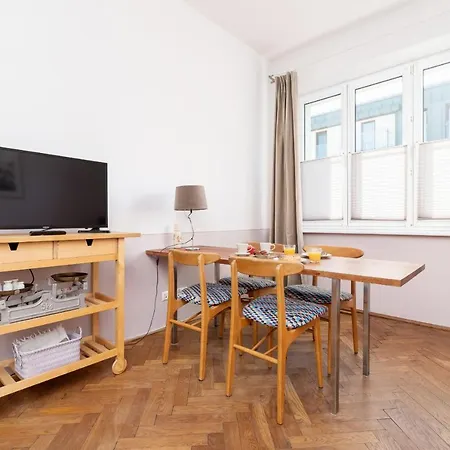 Cracow Kazimierz Retro Skawinska By Renters *